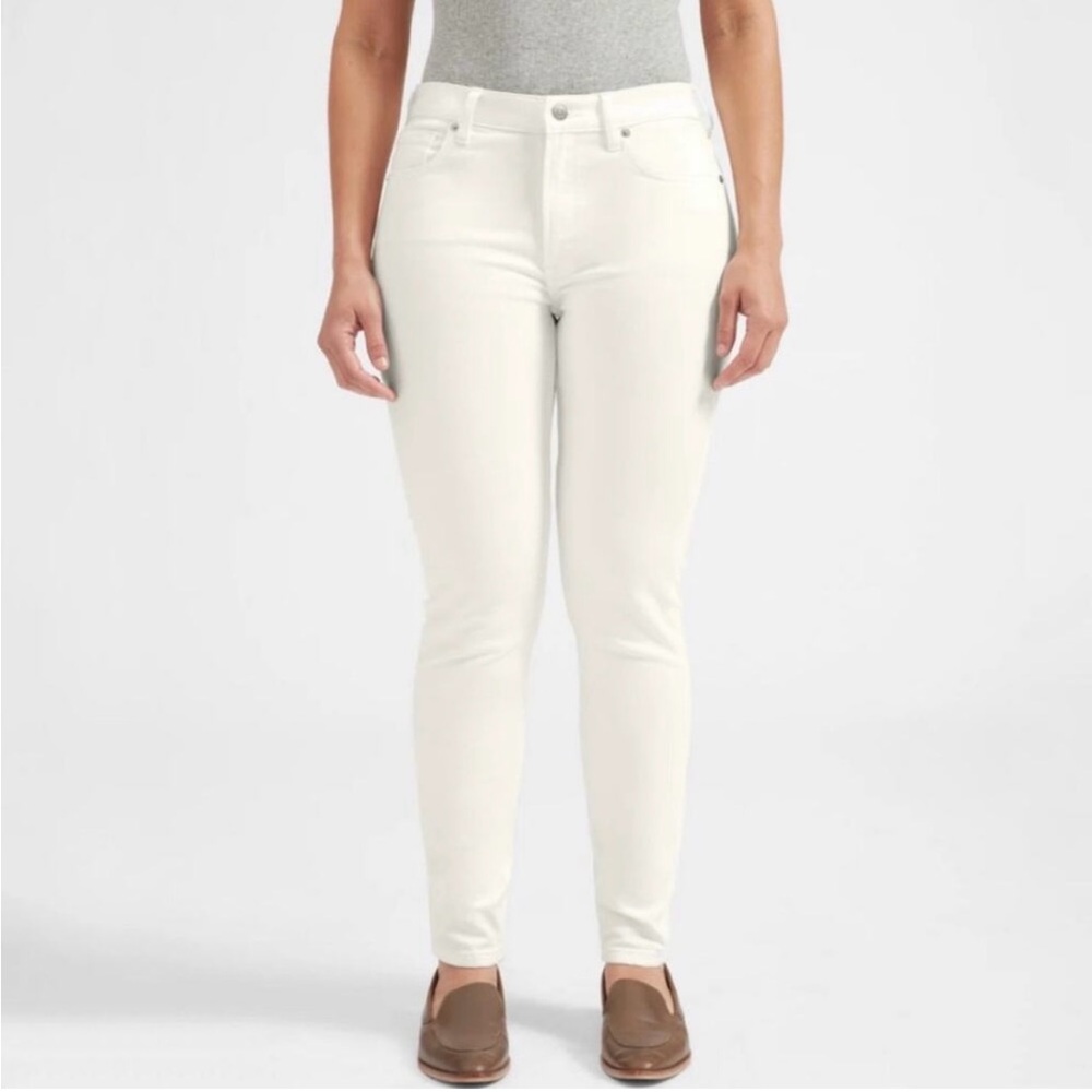 Everlane White Mid Rise Skinny Jeans